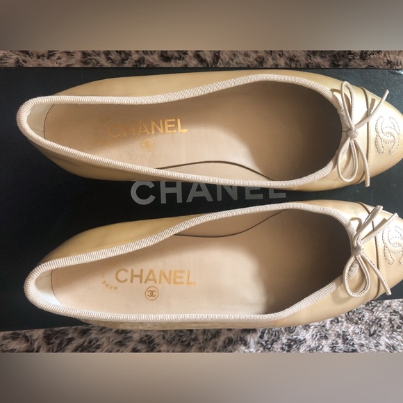 Chanel Ballet Flats - Picture 9 of 16